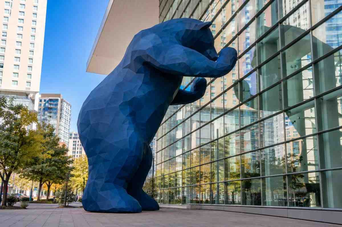 Oversized Installations And Public Art